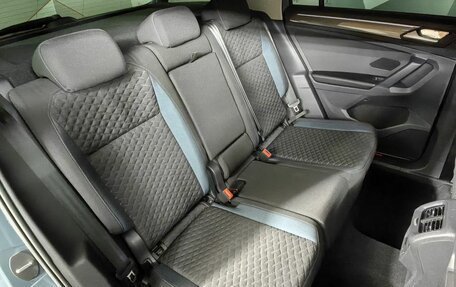 Volkswagen Tiguan II, 2019 год, 2 125 000 рублей, 15 фотография