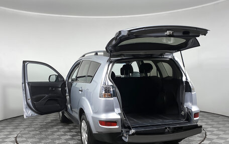 Mitsubishi Outlander III рестайлинг 3, 2011 год, 1 145 000 рублей, 9 фотография