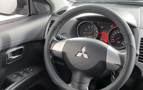 Mitsubishi Outlander III рестайлинг 3, 2011 год, 1 145 000 рублей, 15 фотография