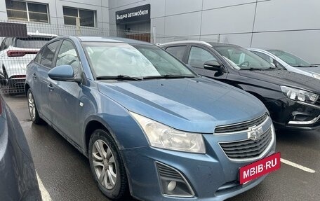 Chevrolet Cruze II, 2013 год, 599 000 рублей, 3 фотография
