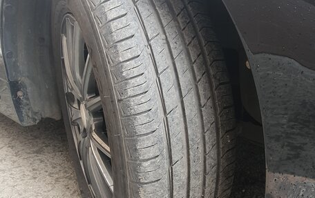 Toyota Prius Alpha I (ZVW40/41), 2014 год, 1 350 000 рублей, 10 фотография