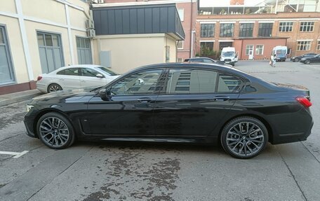 BMW 7 серия, 2022 год, 11 000 000 рублей, 3 фотография