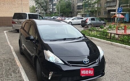 Toyota Prius Alpha I (ZVW40/41), 2014 год, 1 350 000 рублей, 9 фотография
