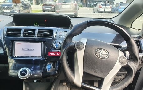 Toyota Prius Alpha I (ZVW40/41), 2014 год, 1 350 000 рублей, 13 фотография
