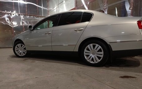 Volkswagen Passat B7, 2010 год, 880 000 рублей, 3 фотография