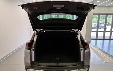 Peugeot 3008 II, 2019 год, 1 900 000 рублей, 7 фотография
