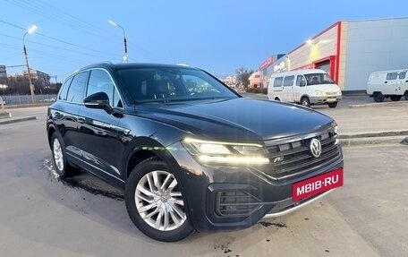 Volkswagen Touareg III, 2018 год, 3 400 000 рублей, 5 фотография