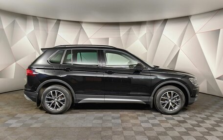 Volkswagen Tiguan II, 2020 год, 2 825 000 рублей, 6 фотография