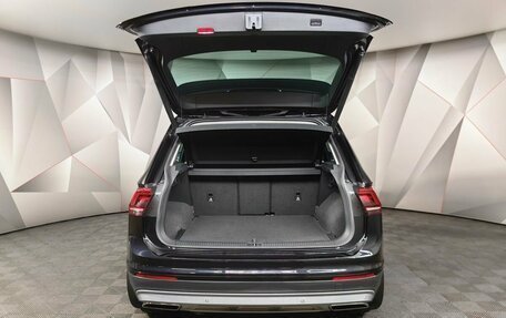Volkswagen Tiguan II, 2020 год, 2 825 000 рублей, 19 фотография