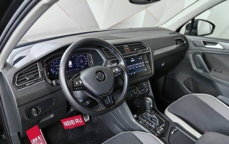 Volkswagen Tiguan II, 2020 год, 2 825 000 рублей, 14 фотография