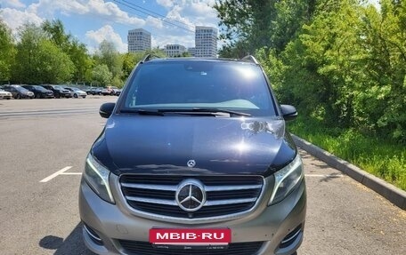 Mercedes-Benz V-Класс, 2019 год, 8 000 000 рублей, 3 фотография