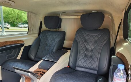 Mercedes-Benz V-Класс, 2019 год, 8 000 000 рублей, 20 фотография