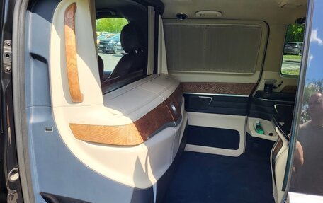 Mercedes-Benz V-Класс, 2019 год, 8 000 000 рублей, 23 фотография