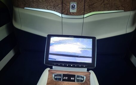 Mercedes-Benz V-Класс, 2019 год, 8 000 000 рублей, 25 фотография