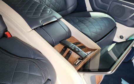 Mercedes-Benz V-Класс, 2019 год, 8 000 000 рублей, 33 фотография