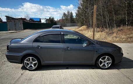 Toyota Avensis III рестайлинг, 2003 год, 850 000 рублей, 4 фотография
