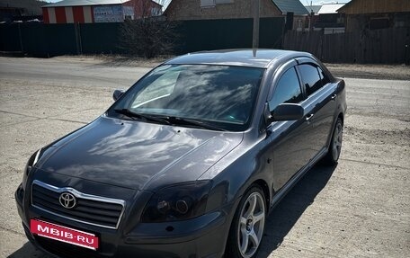 Toyota Avensis III рестайлинг, 2003 год, 850 000 рублей, 3 фотография