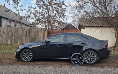 Lexus IS III, 2019 год, 3 850 000 рублей, 15 фотография