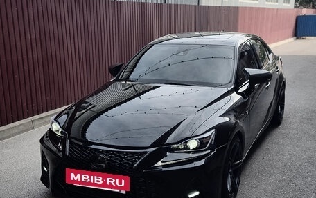 Lexus IS III, 2019 год, 3 850 000 рублей, 6 фотография