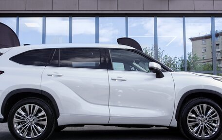 Toyota Highlander, 2024 год, 5 150 000 рублей, 5 фотография