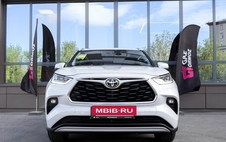 Toyota Highlander, 2024 год, 5 150 000 рублей, 3 фотография