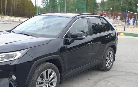 Toyota RAV4, 2022 год, 3 500 000 рублей, 1 фотография