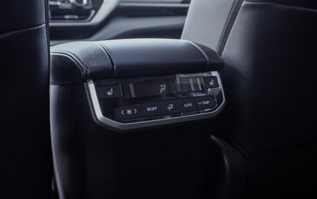 Toyota Highlander, 2024 год, 5 150 000 рублей, 35 фотография