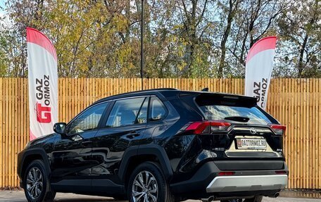 Toyota RAV4, 2024 год, 3 690 000 рублей, 8 фотография