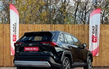Toyota RAV4, 2024 год, 3 690 000 рублей, 7 фотография