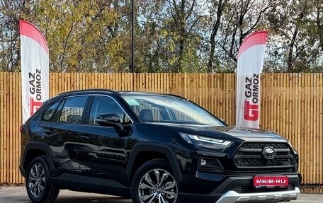 Toyota RAV4, 2024 год, 3 690 000 рублей, 4 фотография