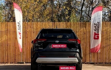 Toyota RAV4, 2024 год, 3 690 000 рублей, 5 фотография