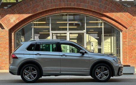 Volkswagen Tiguan II, 2019 год, 3 600 000 рублей, 8 фотография