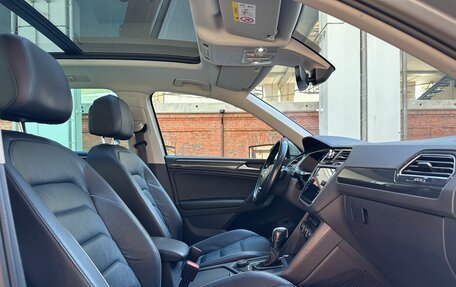 Volkswagen Tiguan II, 2019 год, 3 600 000 рублей, 14 фотография