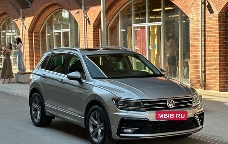 Volkswagen Tiguan II, 2019 год, 3 600 000 рублей, 9 фотография