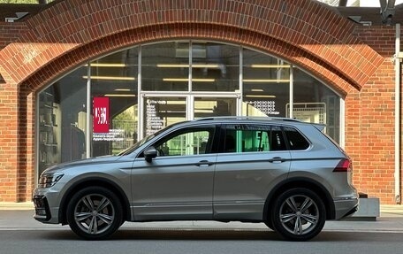 Volkswagen Tiguan II, 2019 год, 3 600 000 рублей, 6 фотография