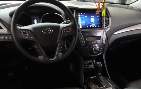 Hyundai Santa Fe III рестайлинг, 2018 год, 2 730 000 рублей, 5 фотография