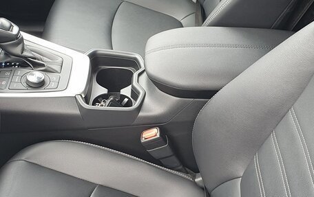 Toyota RAV4, 2022 год, 3 500 000 рублей, 16 фотография