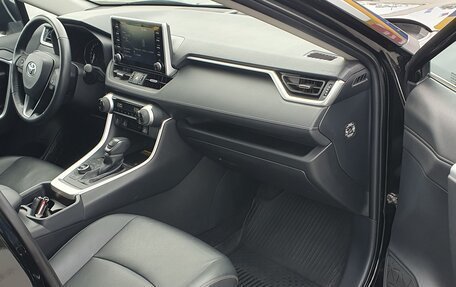 Toyota RAV4, 2022 год, 3 500 000 рублей, 17 фотография