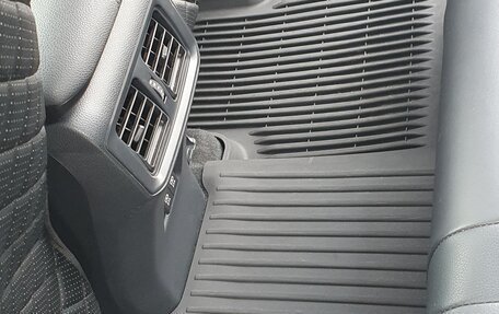 Toyota RAV4, 2022 год, 3 500 000 рублей, 26 фотография