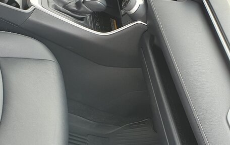 Toyota RAV4, 2022 год, 3 500 000 рублей, 28 фотография