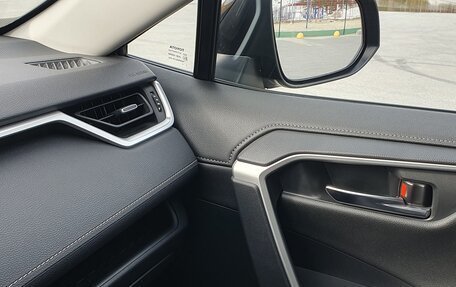 Toyota RAV4, 2022 год, 3 500 000 рублей, 34 фотография