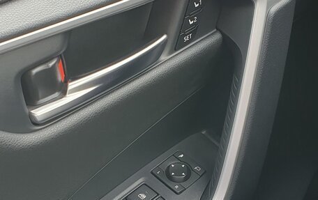 Toyota RAV4, 2022 год, 3 500 000 рублей, 30 фотография