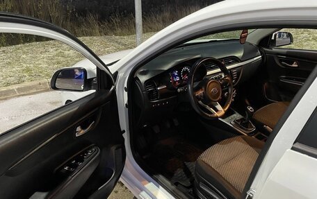 KIA Rio IV, 2019 год, 1 329 000 рублей, 31 фотография
