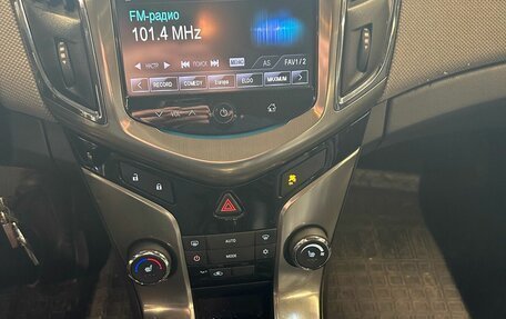 Chevrolet Cruze II, 2014 год, 599 000 рублей, 4 фотография