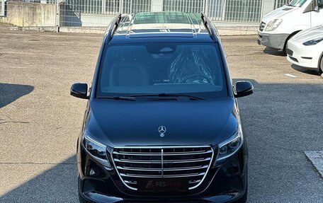 Mercedes-Benz V-Класс, 2025 год, 14 990 000 рублей, 3 фотография