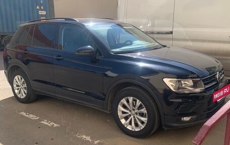 Volkswagen Tiguan II, 2017 год, 2 480 000 рублей, 2 фотография