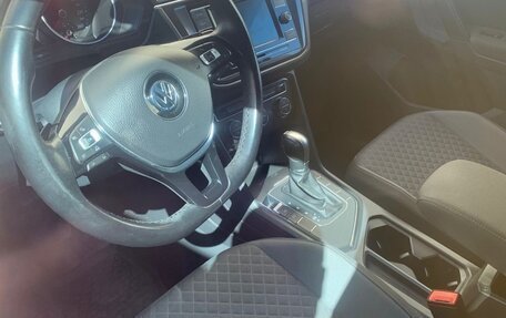 Volkswagen Tiguan II, 2017 год, 2 480 000 рублей, 7 фотография