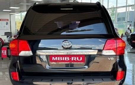 Toyota Land Cruiser 200, 2012 год, 2 599 000 рублей, 6 фотография