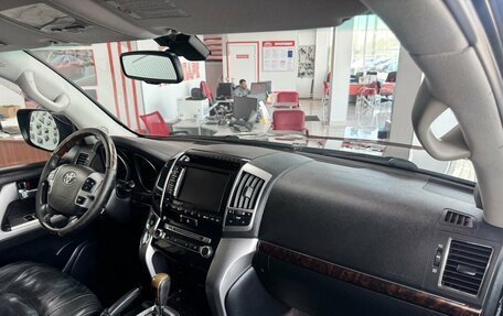 Toyota Land Cruiser 200, 2012 год, 2 599 000 рублей, 15 фотография