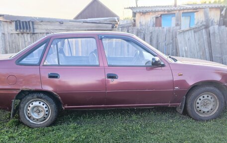 Daewoo Nexia I рестайлинг, 2009 год, 100 000 рублей, 4 фотография